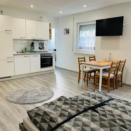Studio-apartment Nahe Zentrum 公寓 *